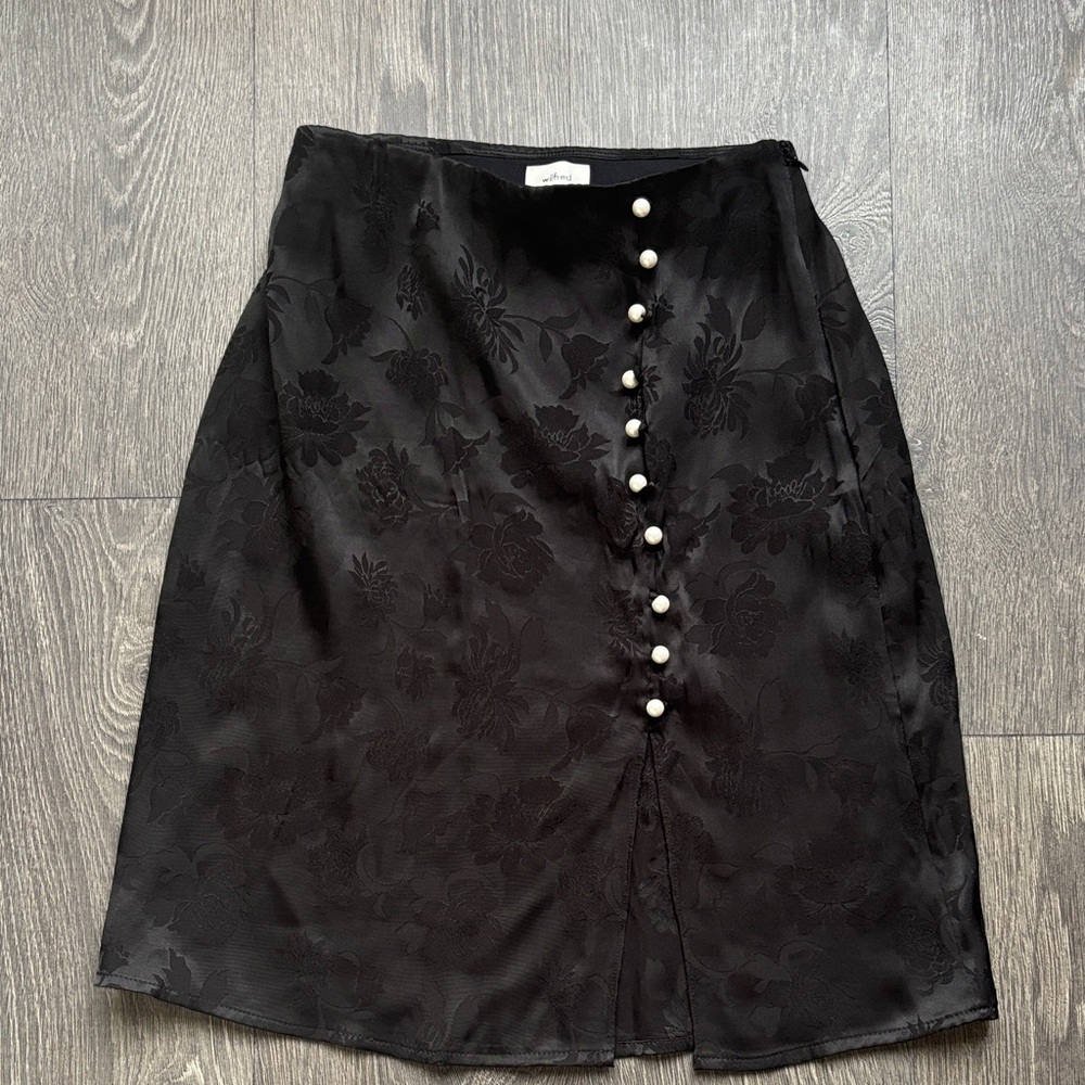Wilfred Black Floral Baroque Skirt- Satin With Pearl Buttons- Women’s XS